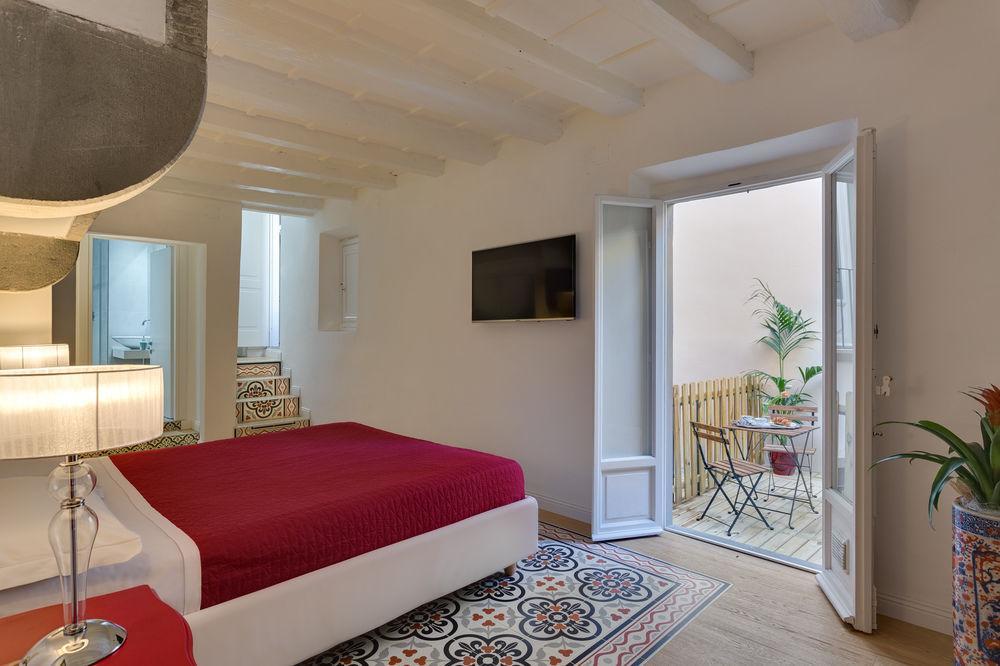 Отель Residenza D'Epoca Borgo Albizi Флоренция Экстерьер фото