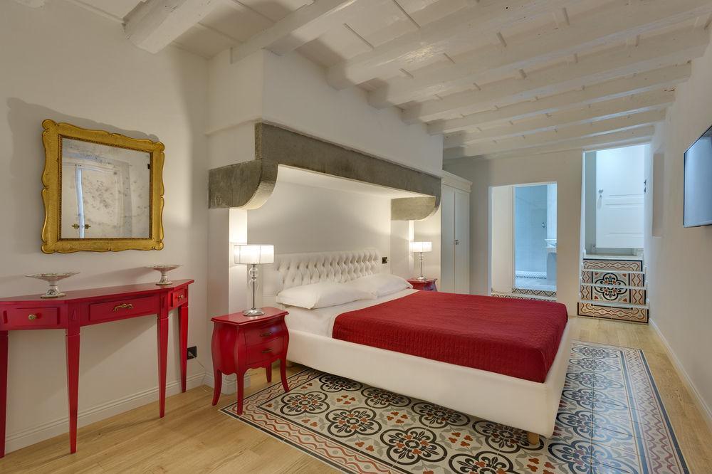Отель Residenza D'Epoca Borgo Albizi Флоренция Экстерьер фото