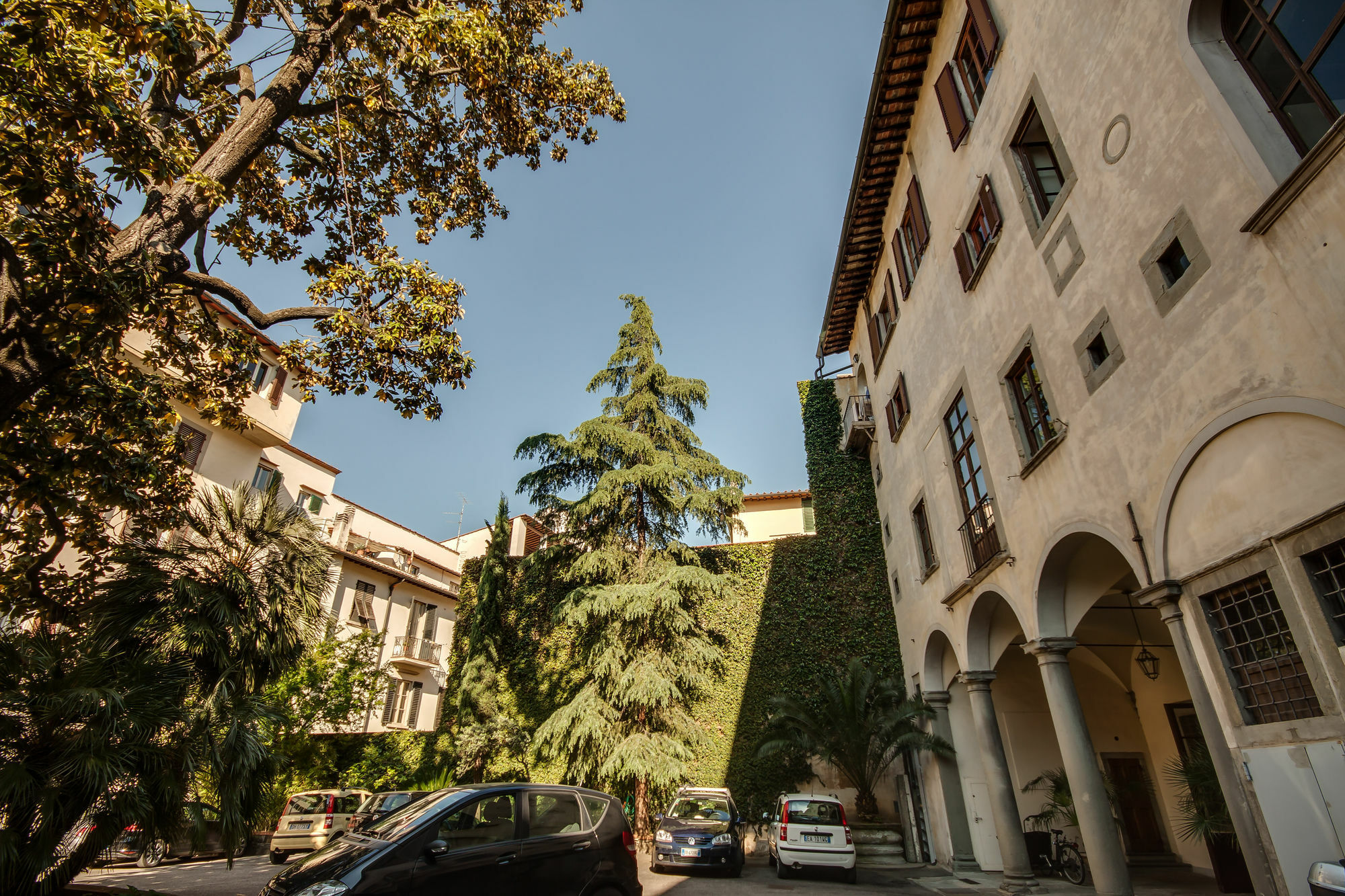 Отель Residenza D'Epoca Borgo Albizi Флоренция Экстерьер фото
